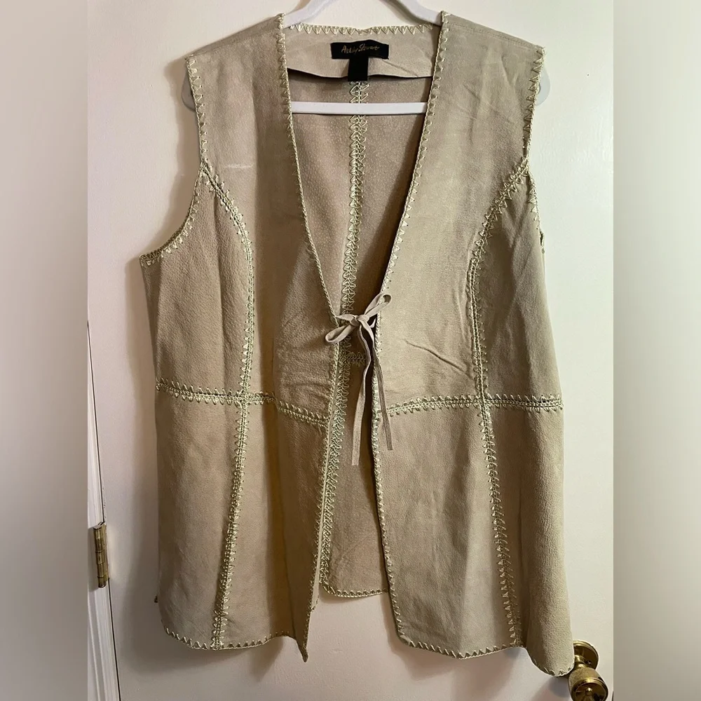 Ashley Stewart 100% Genuine Leather Suede Tan Bohemian Festival Vest size 16